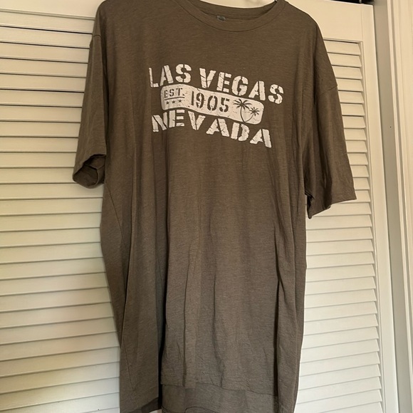 Vegas merch Like new - Picture 1 of 3